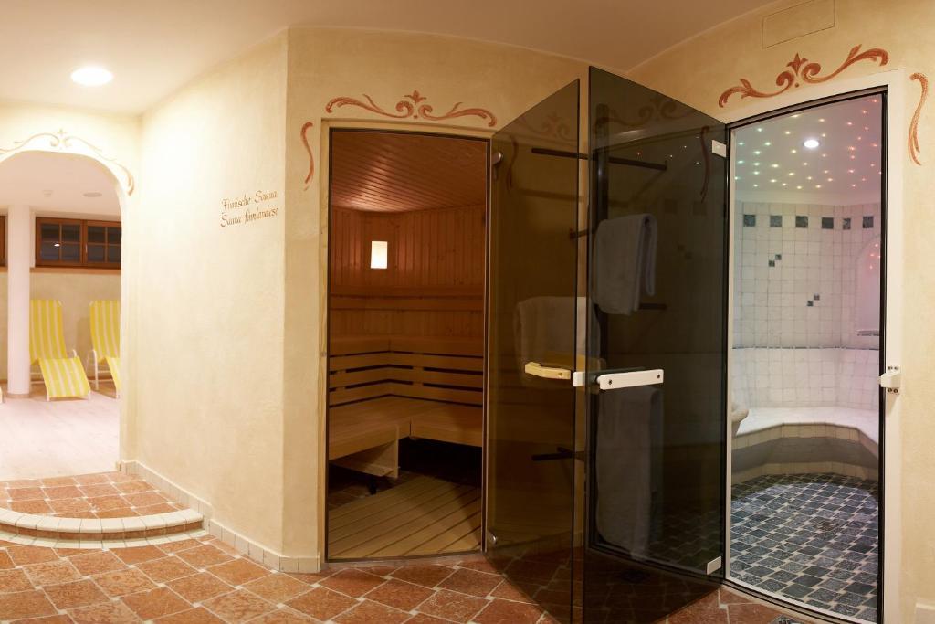 Berghotel Johanneshof Anterselva di Mezzo Exterior photo